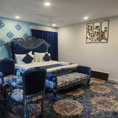 Hotel Lake View Airport Zone Haidarábád Kültér fotó