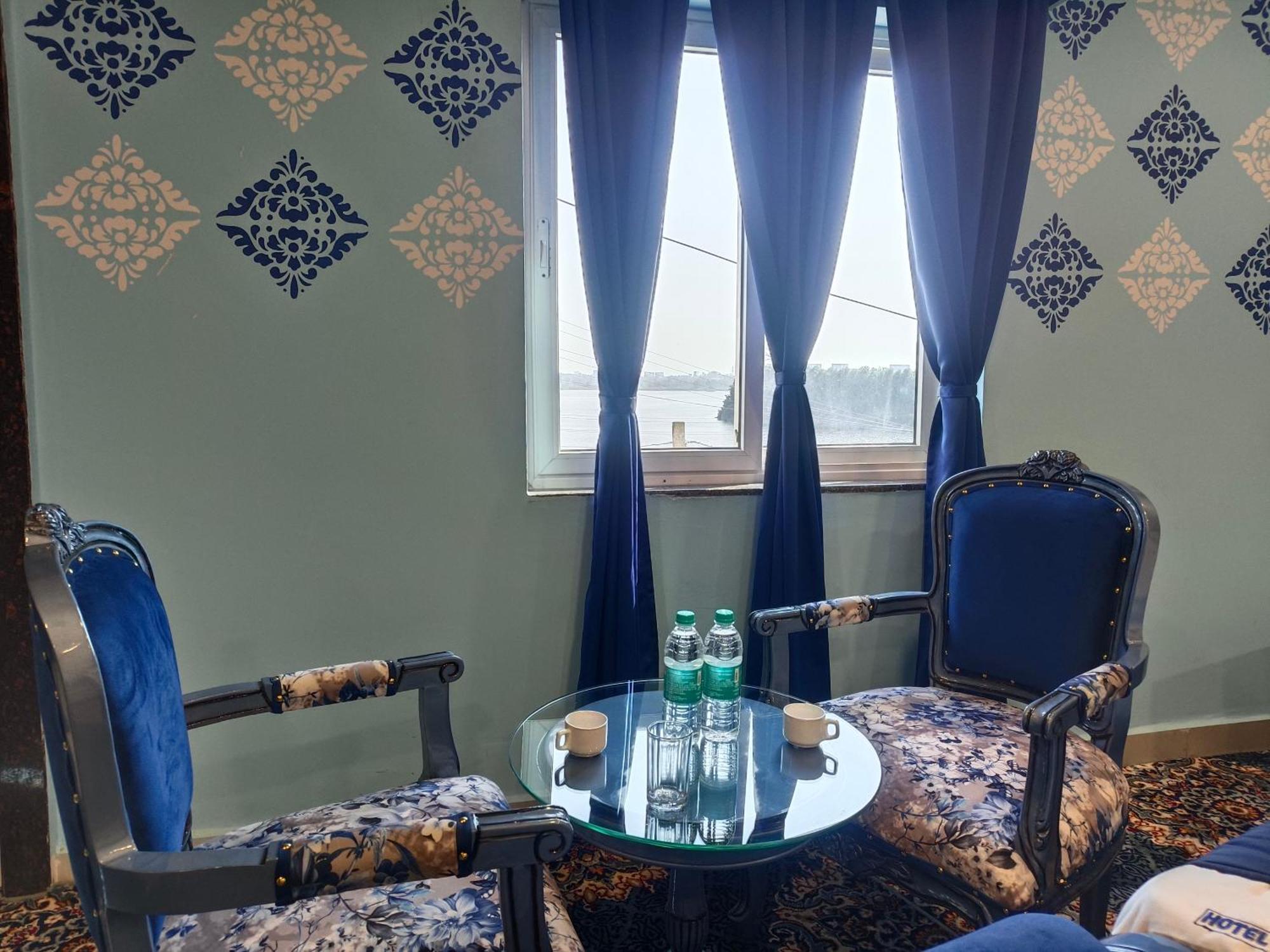 Hotel Lake View Airport Zone Haidarábád Kültér fotó